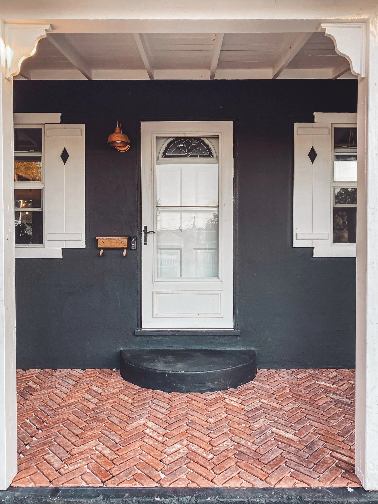 Boston Mill Thin Brick Sample Box – 12 Real Clay Bricks - Image 6